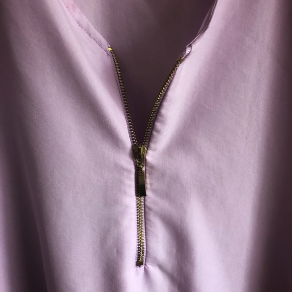 Express Zippered Lavender Short Sleeve Top - Picture 4 of 6